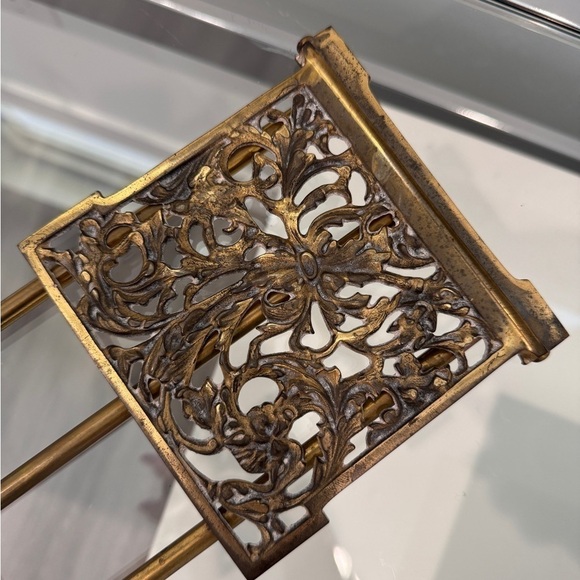 Vintage Adjustable Brass Finish Book End Leaf Scroll Hidden Faces Print - Picture 4 of 5